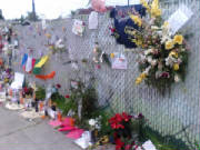 ghostshipmemorial12thstreetfence.jpg